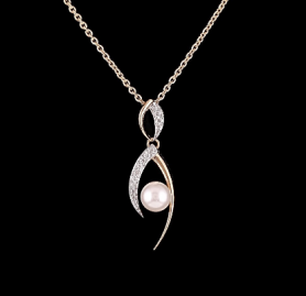Diamond  & Pearls Jewelry Set